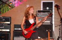 Tracy Tunwall - Bass.JPG (792621 bytes)